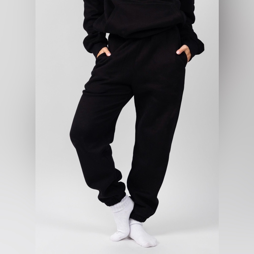 COMFRT TRAVEL ESSENTIALS Sweatpants Unisex XL OBSIDIAN